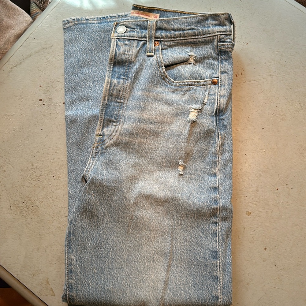 Levi ribcage ankle jeans